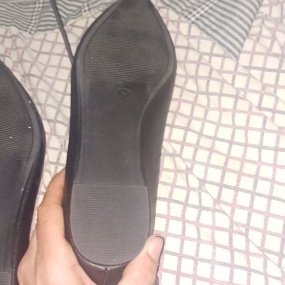 A new day woman's black slip on dress shoes Size 6.5 - Picture 3 of 5